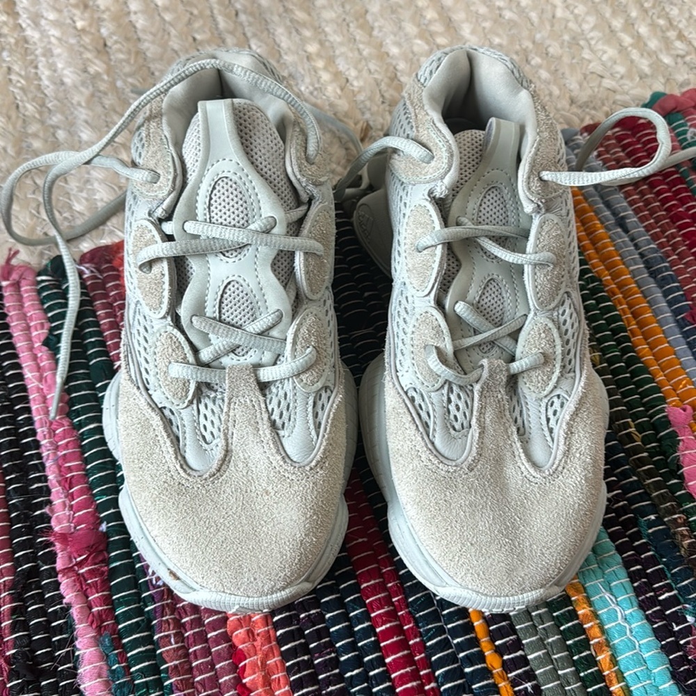 Yeezy 500 salt size US 5